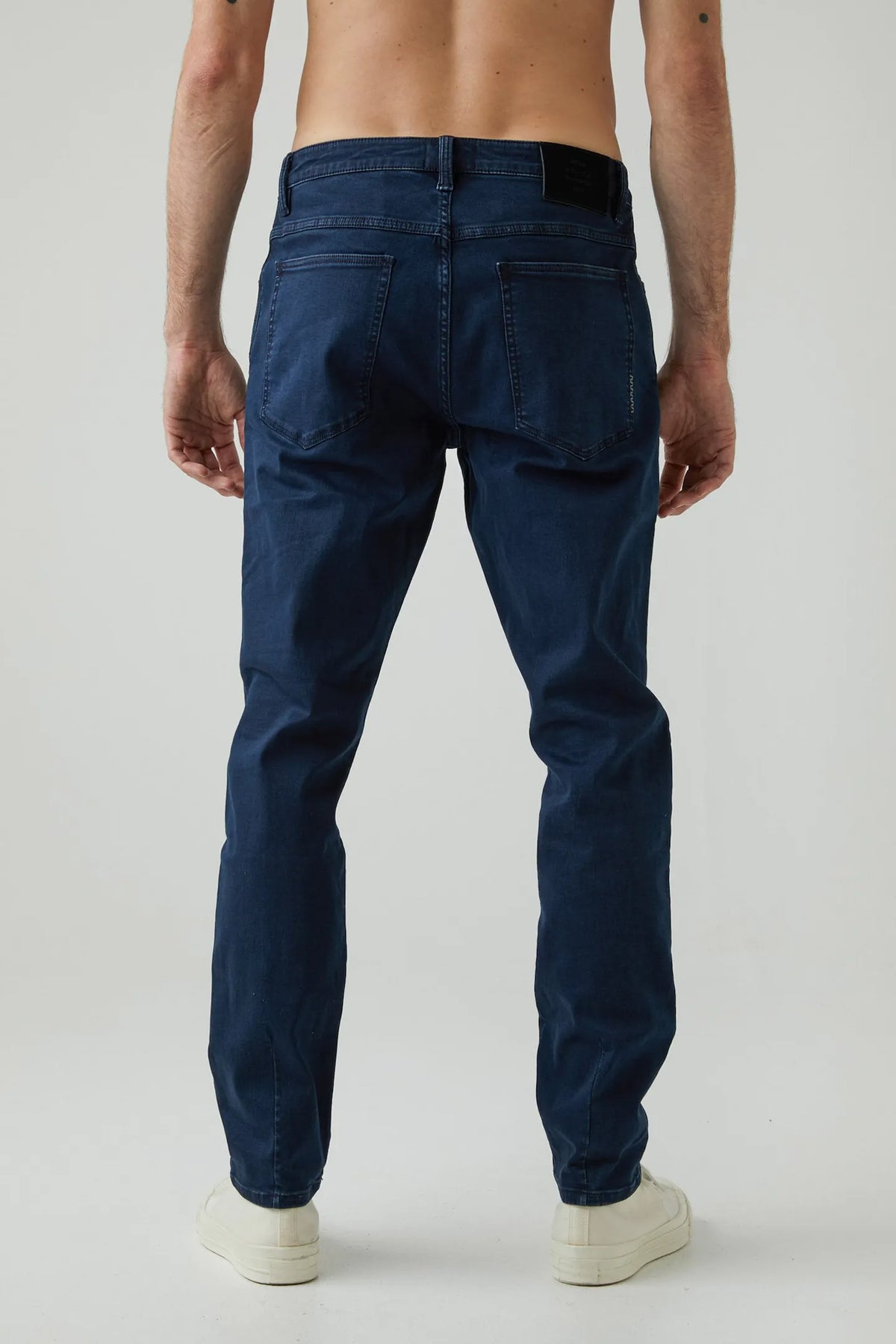 Ray Tapered Jean - Nordic Blue
