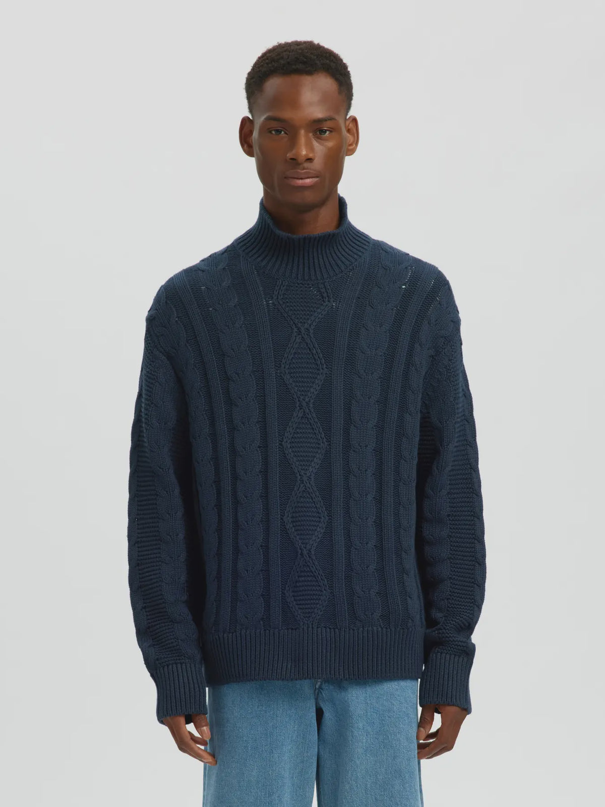 Huffe LS Knit Relaxed Cable High Neck
